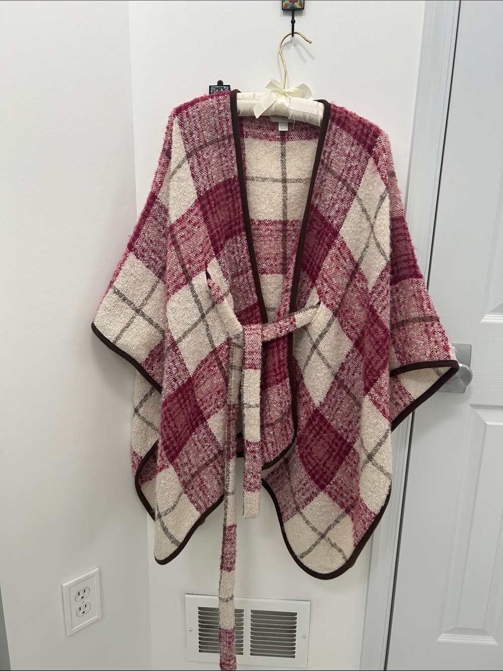 Loft - Plaid Belted Cape Coat - Wine & Cream